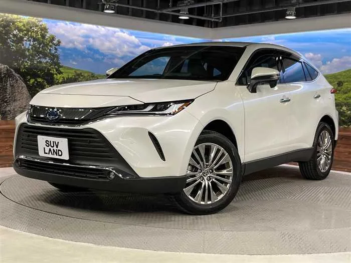 Toyota Harrier Hybrid 2025 — фото 1, купить с доставкой в Москву