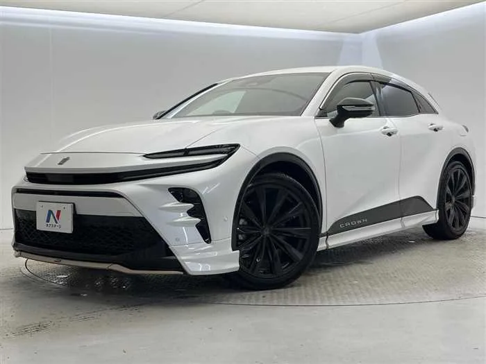 Toyota Crown 2024 — фото 1, купить с доставкой в Москву
