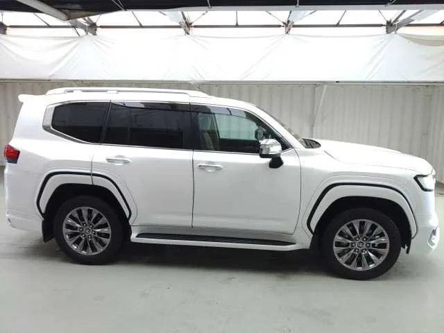 Toyota Land Cruiser ZX 2023 — миниатюра 2