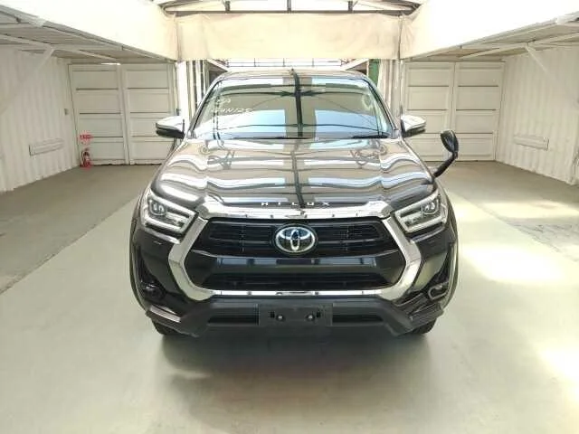 Toyota Hilux Truck Z 2022 — миниатюра 5