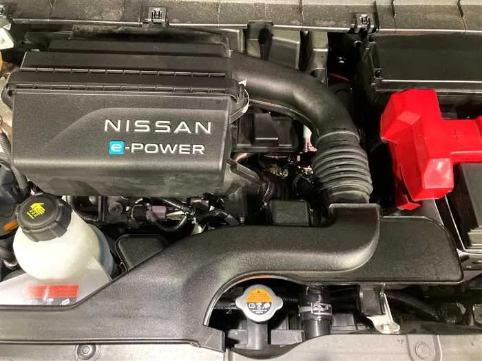 Nissan Serena 2024 — миниатюра 4