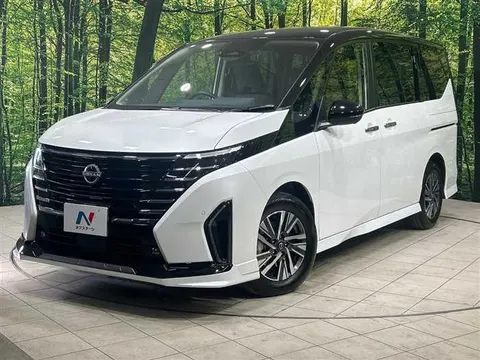 Nissan Serena 2025 купить в Москве