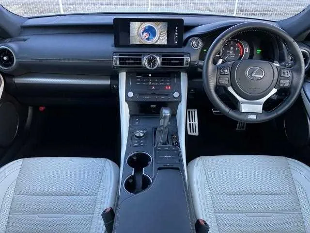 Lexus RC 2024 — миниатюра 3