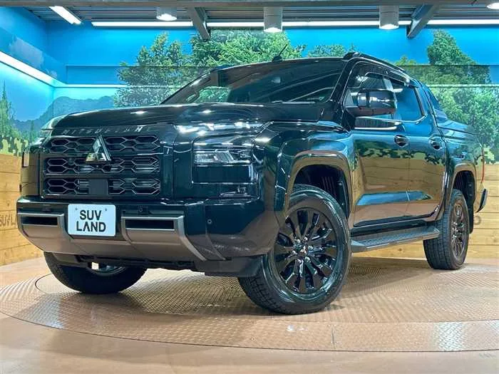 Mitsubishi Triton 2024 — фото 1, купить с доставкой в Москву