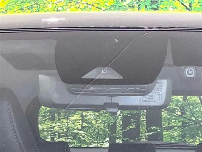 Toyota RAV4 2023 — миниатюра 3
