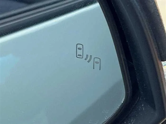 Toyota RAV4 2024 — миниатюра 2