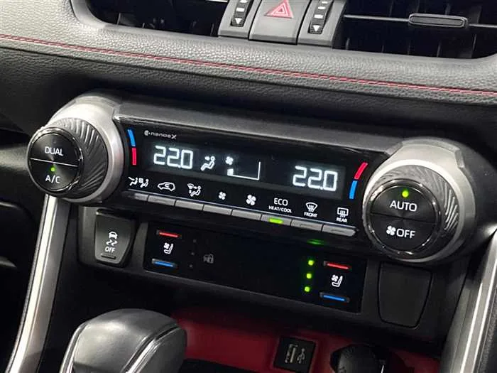 Toyota RAV4 2024 — миниатюра 3