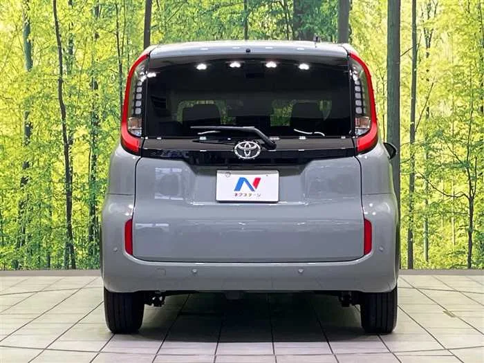Toyota Sienta 2024 — миниатюра 3