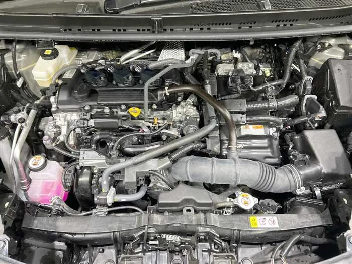 Toyota Sienta 2024 — миниатюра 2