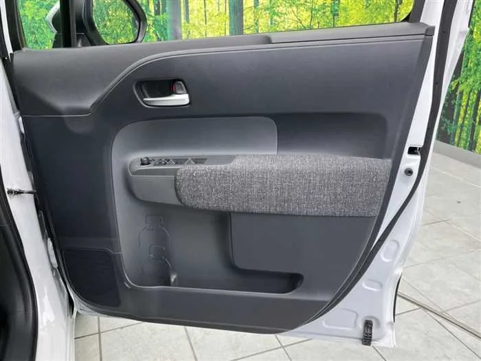 Toyota Sienta 2024 — миниатюра 2