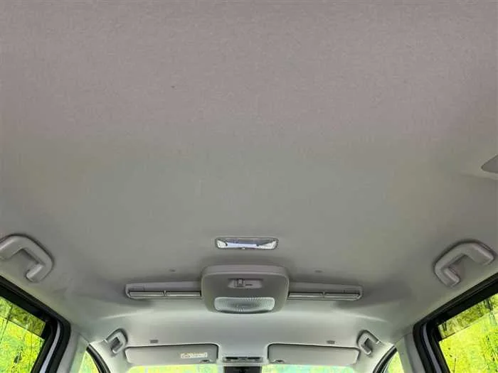 Toyota Sienta 2024 — миниатюра 5