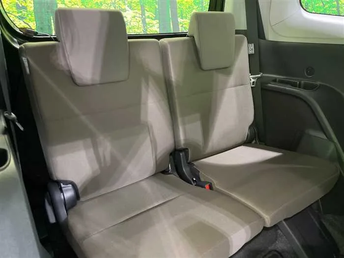 Toyota Sienta 2025 — миниатюра 3
