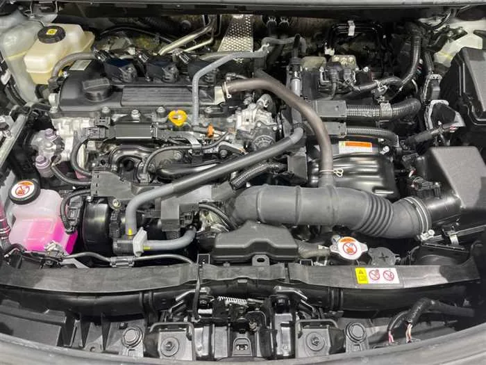Toyota Sienta 2025 — миниатюра 2