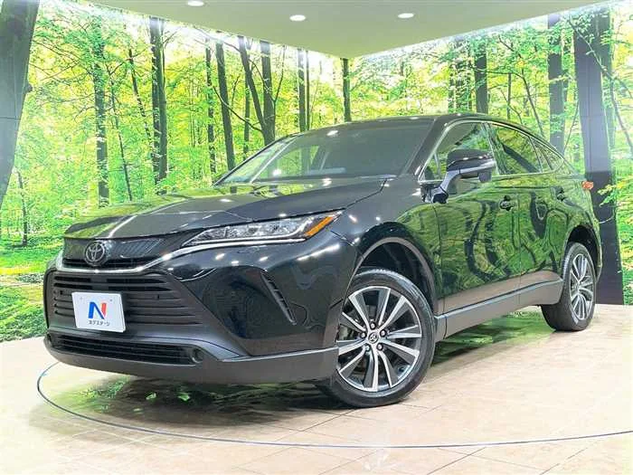 Toyota Harrier 2023 — фото 1, купить с доставкой в Москву