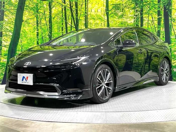 Toyota Prius 2023 — миниатюра 2