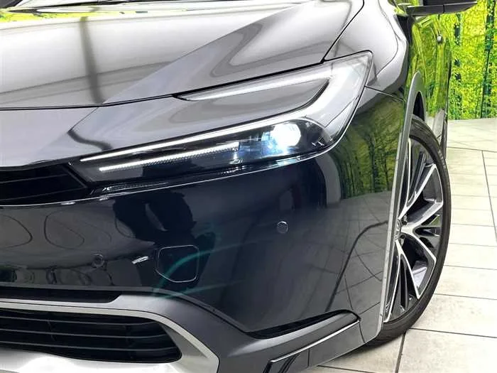 Toyota Prius 2023 — миниатюра 3