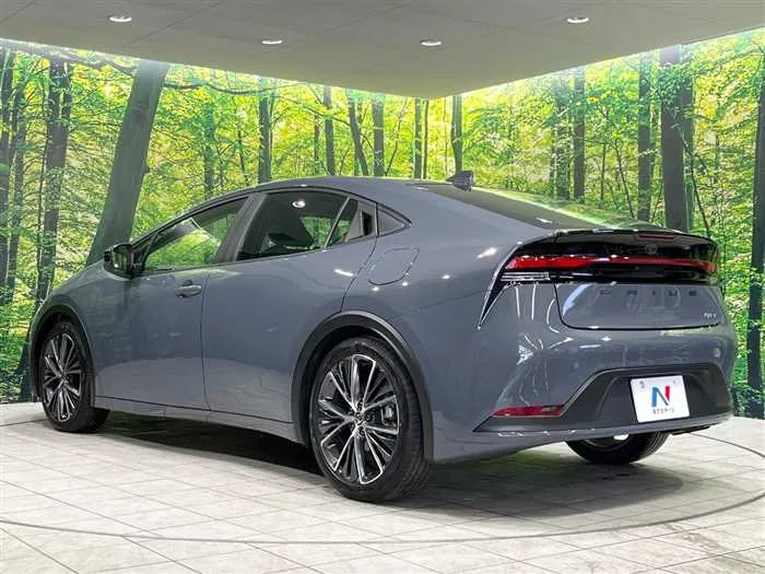 Toyota Prius 2025 — миниатюра 3