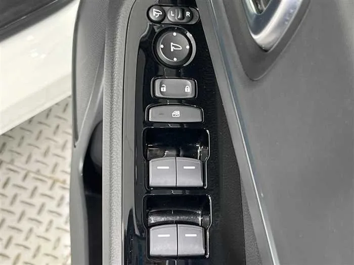 Honda VEZEL 2023 — миниатюра 2