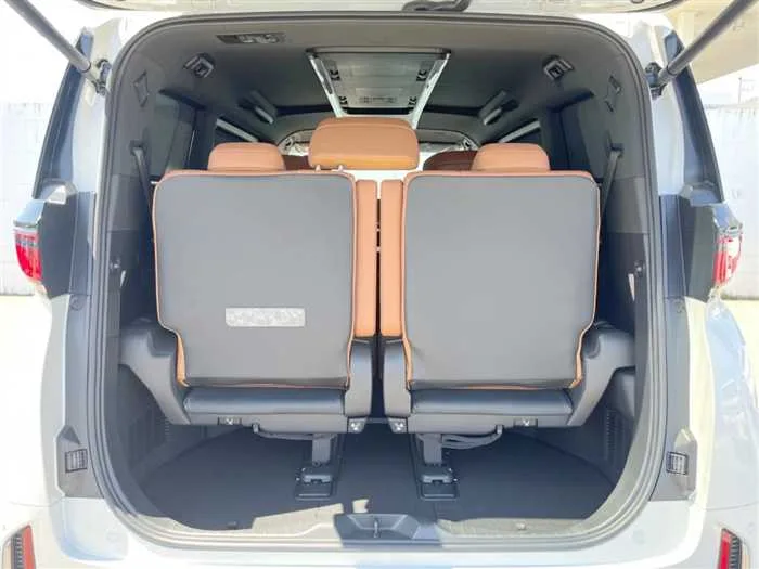 Toyota Vellfire 2024 — миниатюра 5