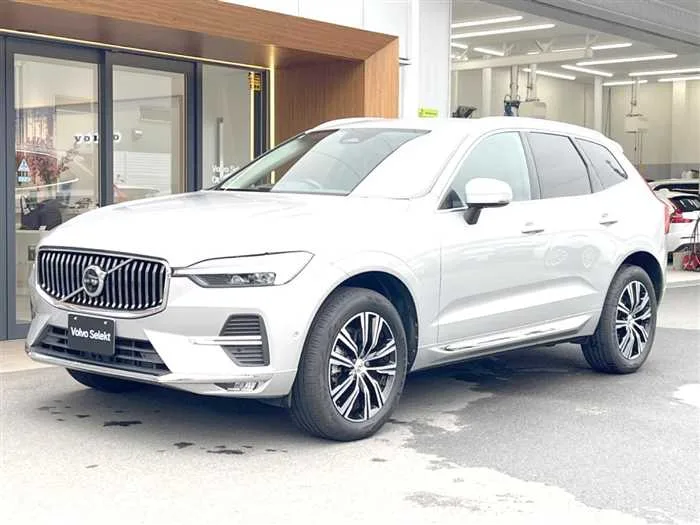 Volvo XC60 2022 — миниатюра 2