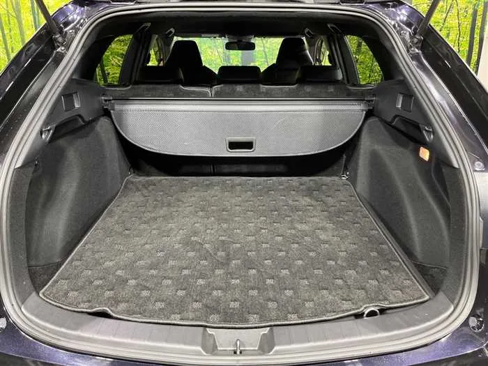 Toyota Corolla Sedan 2023 — миниатюра 2