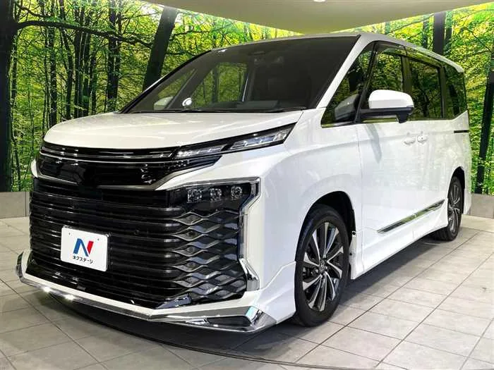 Toyota Voxy 2022 — миниатюра 5