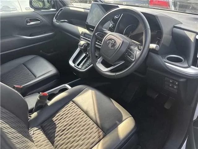 Toyota Noah HybridS-Z 2023 — миниатюра 4
