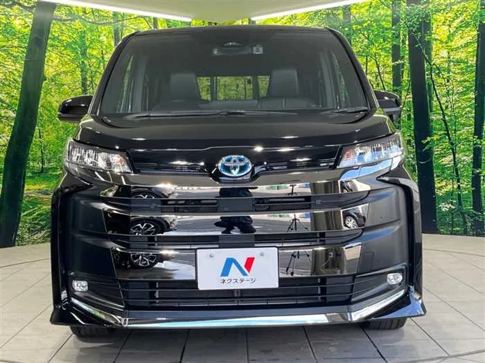 Toyota Noah 2023 — миниатюра 3