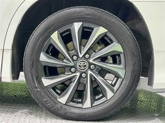 Toyota Voxy 2023 — миниатюра 5
