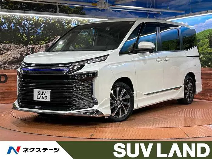 Toyota Voxy 2023 — миниатюра 4