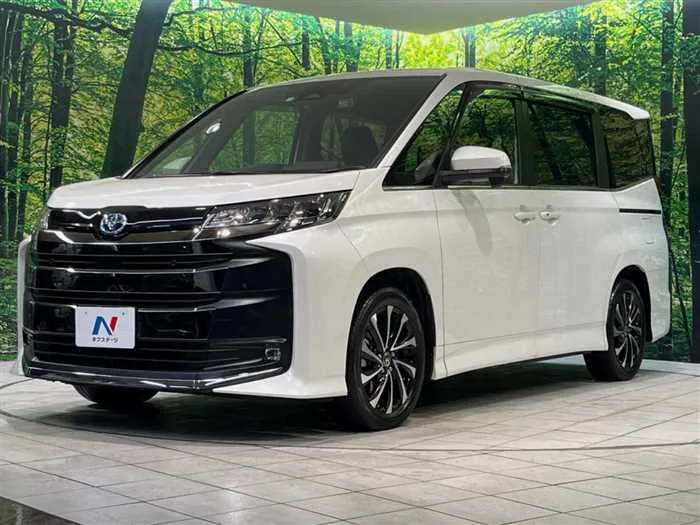 Toyota Noah 2023 — миниатюра 5