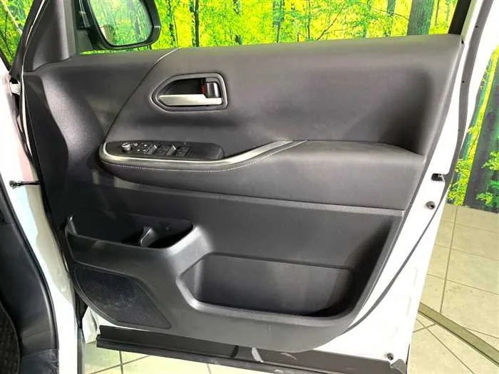 Toyota Noah 2023 — миниатюра 3