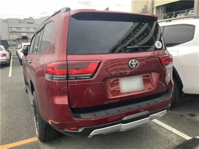 Toyota Land Cruiser GRSport 2023 — миниатюра 4
