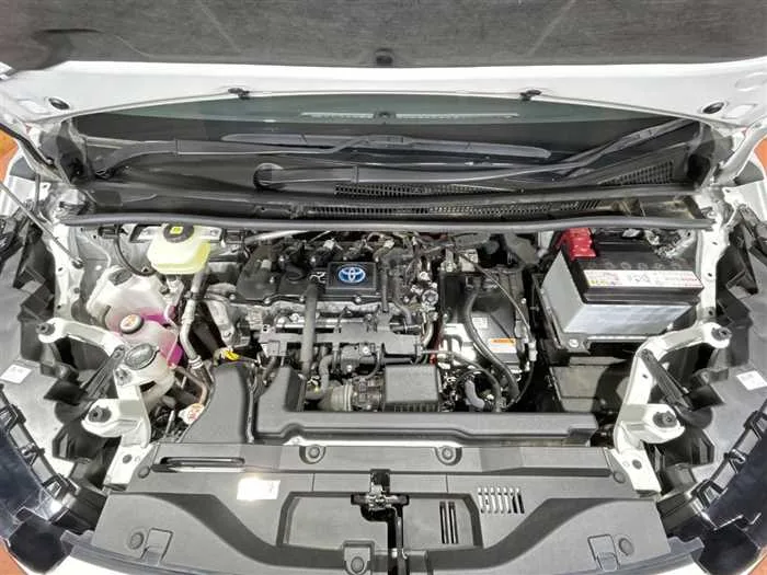 Toyota Voxy 2023 — миниатюра 2