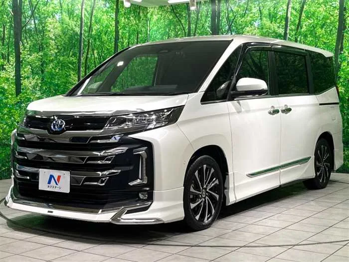 Toyota Noah 2024 — миниатюра 2