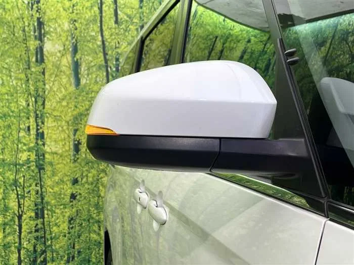 Toyota Voxy 2025 — миниатюра 5