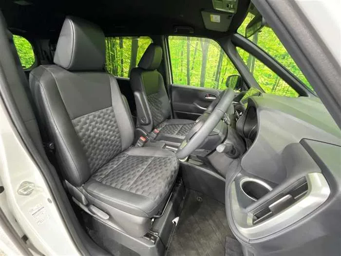 Toyota Voxy 2025 — миниатюра 5
