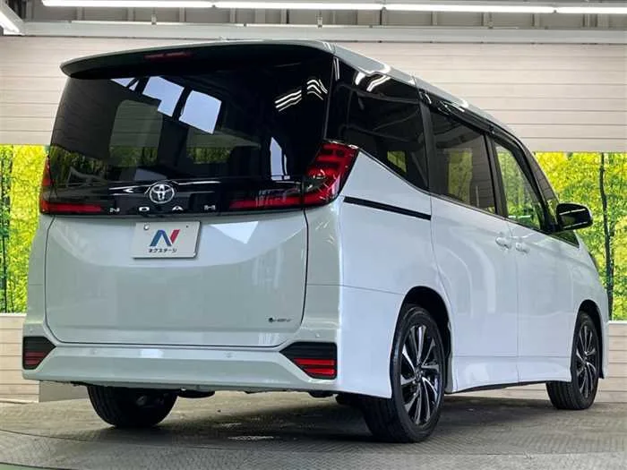 Toyota Noah 2026 — миниатюра 3