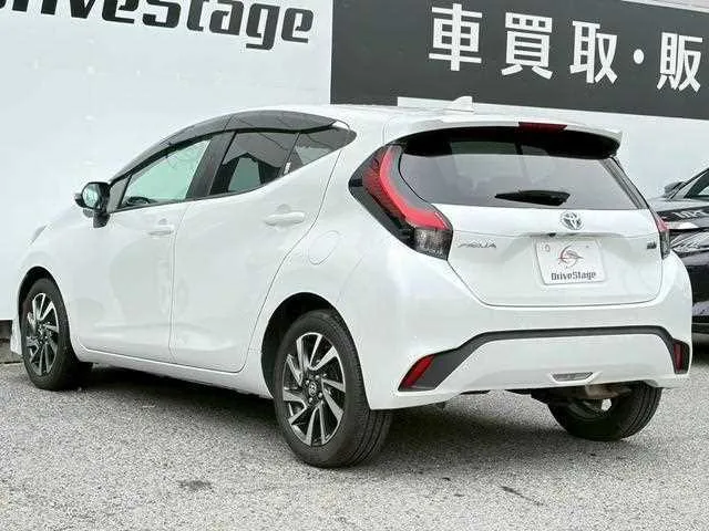 Toyota AQUA 2023 — миниатюра 2
