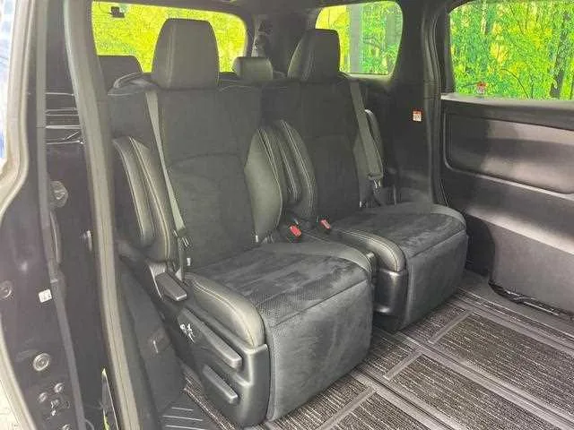 Toyota Alphard G 2022 — миниатюра 3