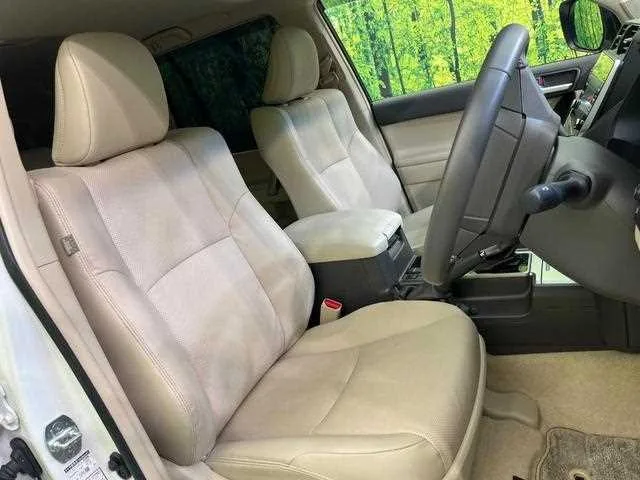 Toyota Land Cruiser Prado 2023 — миниатюра 5
