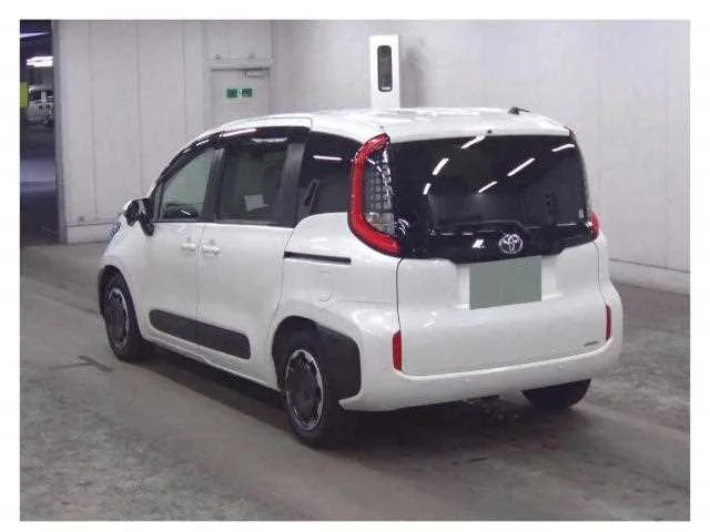 Toyota Sienta 2024 — миниатюра 3