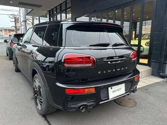BMW MINI 2023 — миниатюра 3