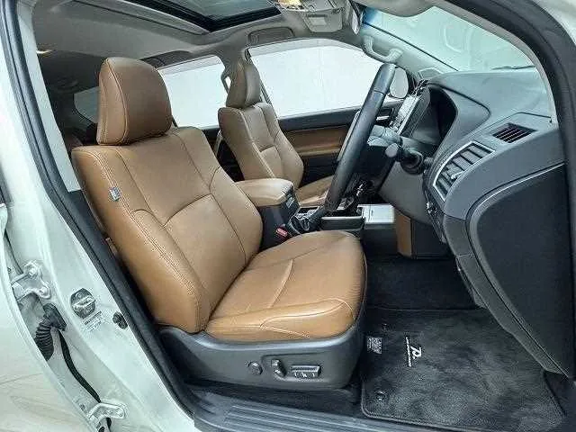 Toyota Land Cruiser Prado 2022 — миниатюра 2