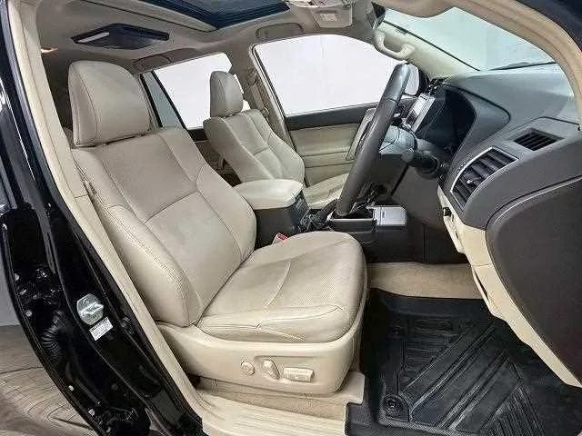Toyota Land Cruiser Prado 2023 — миниатюра 2