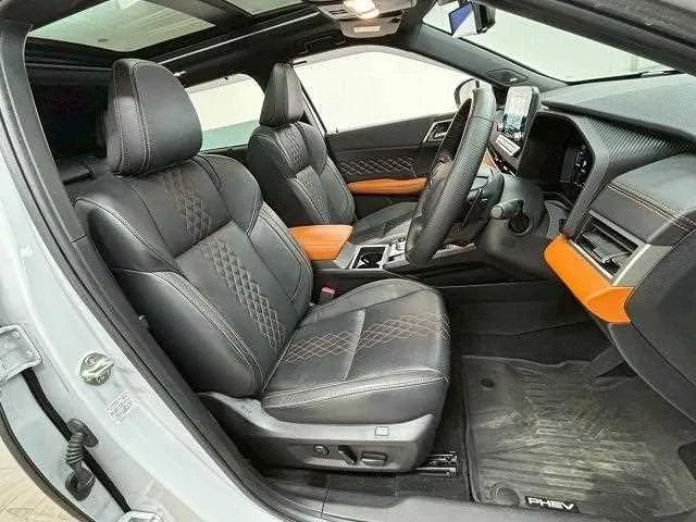 Mitsubishi Outlander P 2023 — миниатюра 2