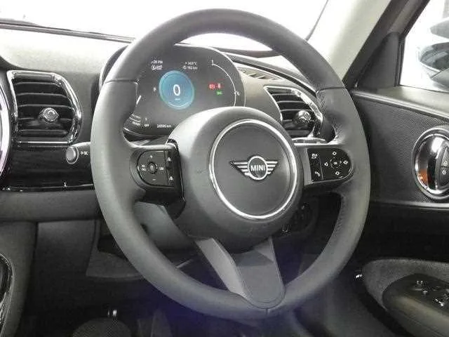 BMW MINI 2024 — миниатюра 2