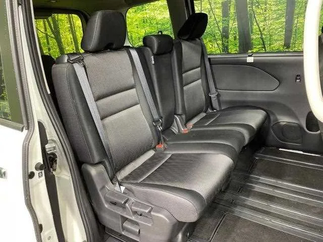 Nissan Serena 2022 — миниатюра 3