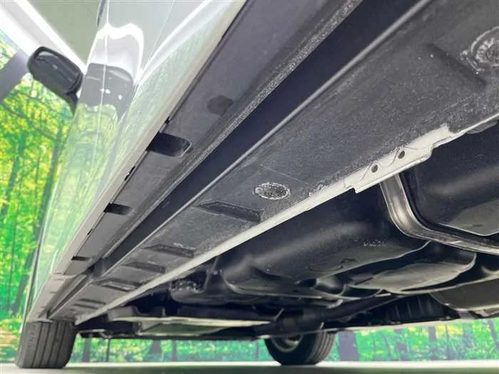 Toyota Alphard Hybrid 2023 — миниатюра 5