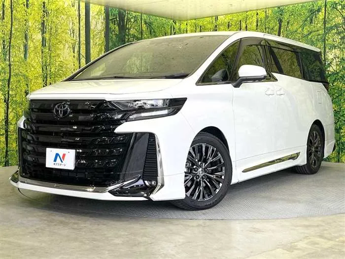 Toyota Vellfire 2024 — фото 1, купить с доставкой в Москву
